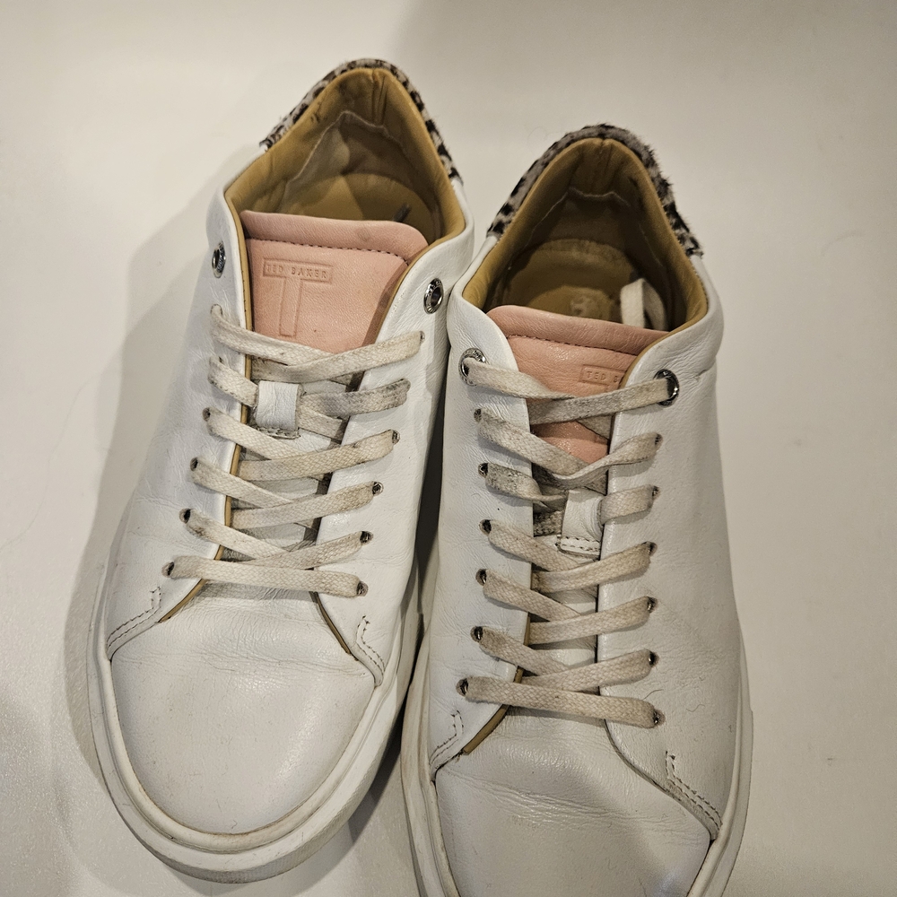 Ted Baker White and Pink Women's Sneakers